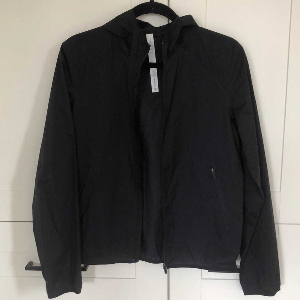 Lululemon lightweight jacket